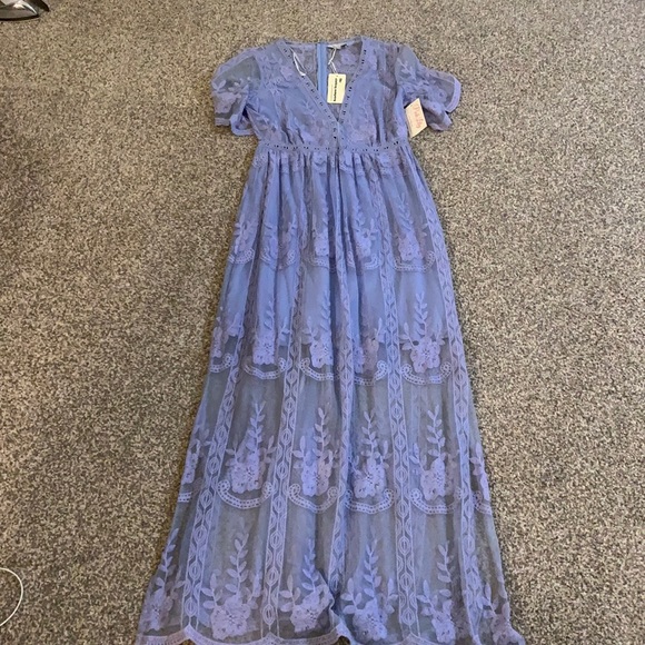 Pink Lily Dresses & Skirts - Blue elegant dress